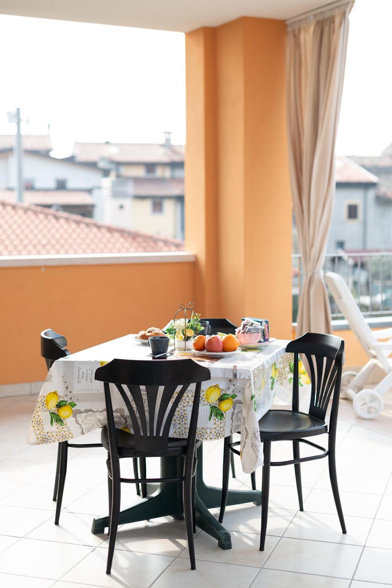 Terrazza Baciata Dal Sole Apartment Lazise Exterior foto
